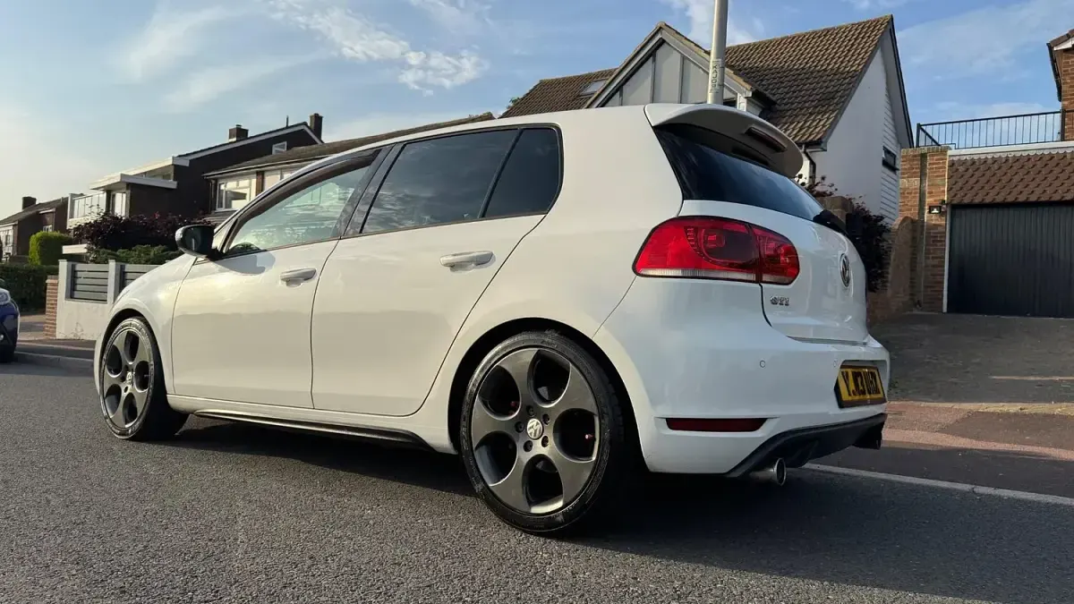 Used VW Golf VII GTI 2013 White Hatchback