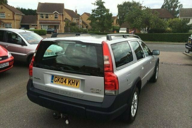 Used 2004 Volvo XC70 SUV | £4,495 - Image 1/4