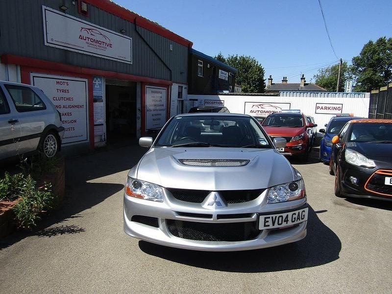 Used Mitsubishi Lancer 2004 Silver Sedan