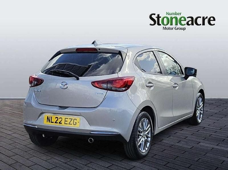 Used Mazda 2 Inclusive 88 HP (64 kW) 2022 Silver Hatchback