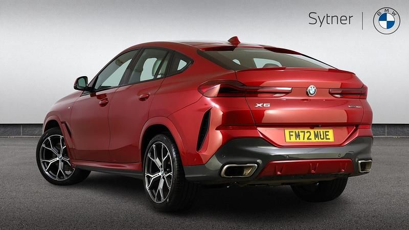 Used BMW X6 M Sport 335 HP (246 kW) 2023 Red SUV