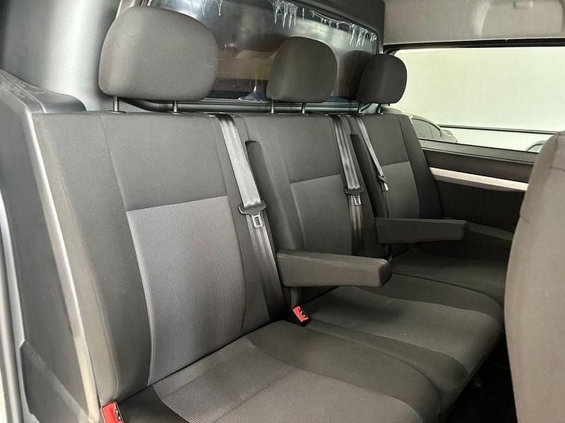 Used Vauxhall Vivaro Elite 150 HP (110 kW) 2021 Grey MPV