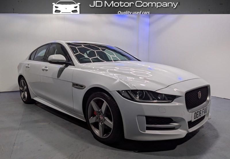 Used Jaguar XE R-Sport 180 HP (132 kW) 2016 White Sedan