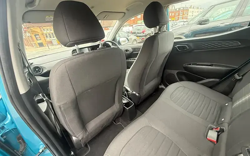 Used Hyundai i10 SE 84 HP (61 kW) 2022 Blue Hatchback
