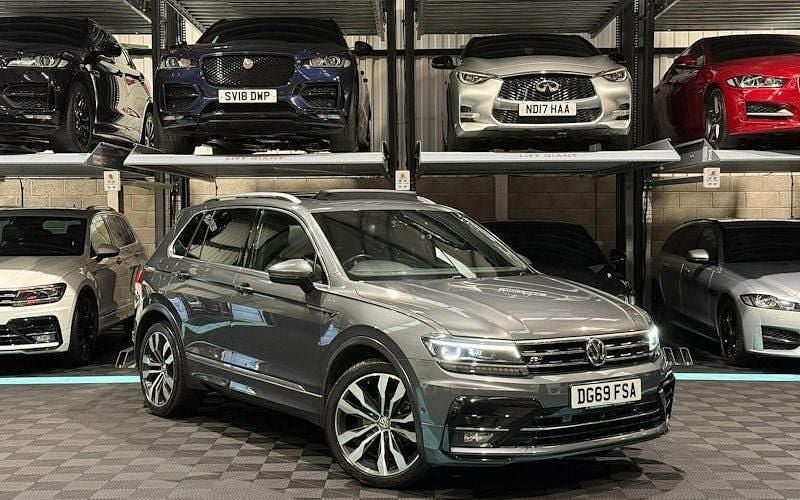 Used 2020 VW Tiguan SEL SUV | £18,789 (Fair price) - Image 1/3