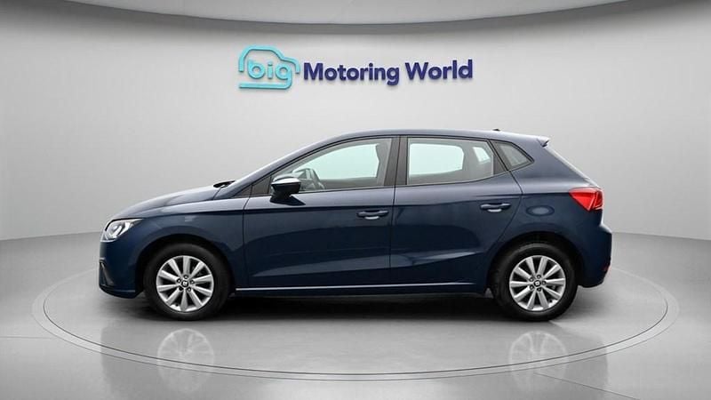 Used Seat Ibiza SE 95 HP (69 kW) 2018 Blue Hatchback