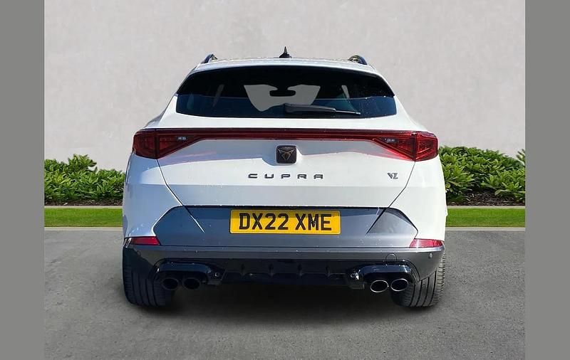 Used Cupra Formentor VZ2 306 HP (225 kW) 2022 White SUV