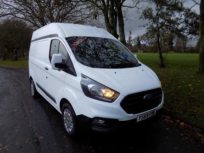Used Ford Transit Custom 105 HP (77 kW) 2020 White Van
