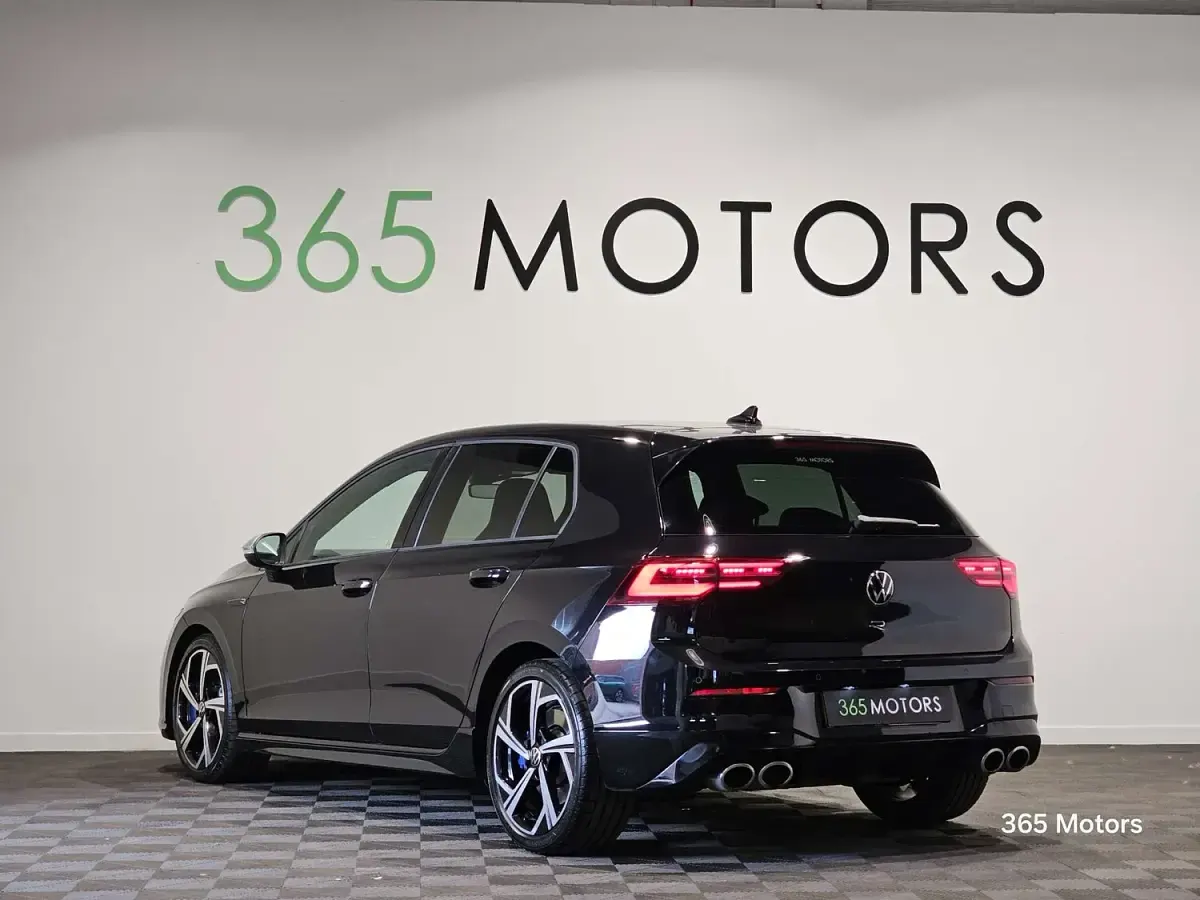 Used VW Golf VIII R 320 HP (235 kW) 2022 Black Hatchback