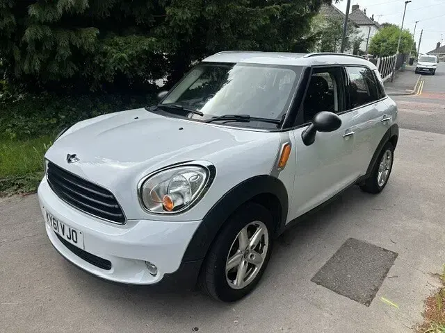 Used Mini One Countryman 2011 White SUV