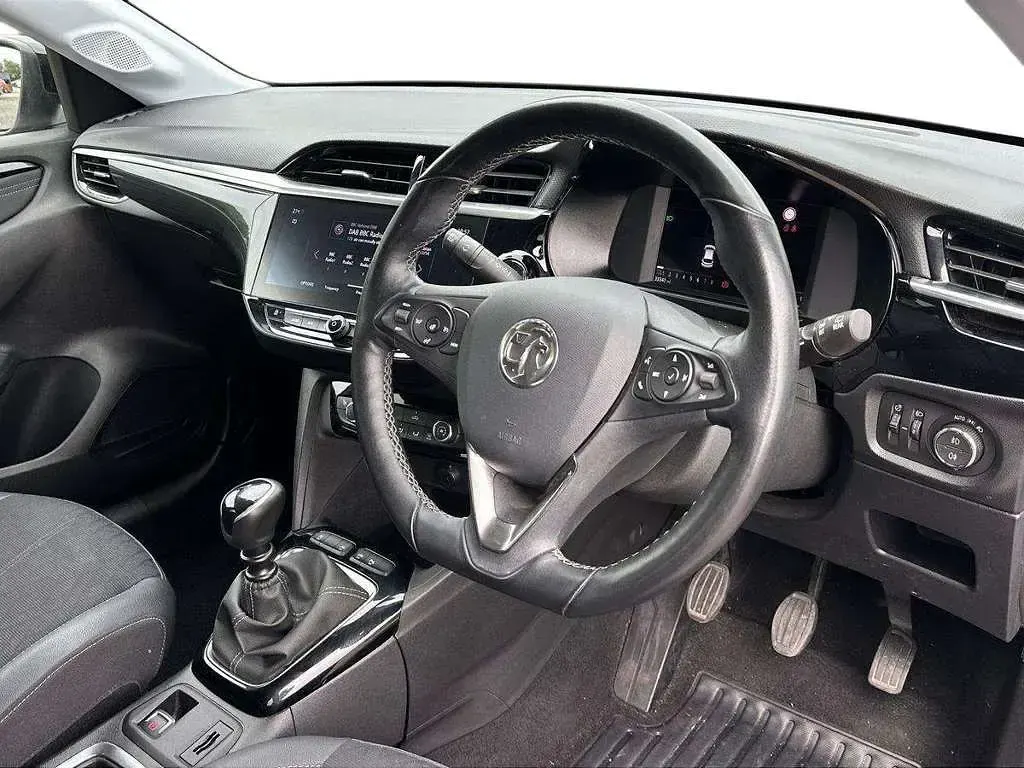 Used Vauxhall Corsa Elite 99 HP (72 kW) 2021 Grey Hatchback