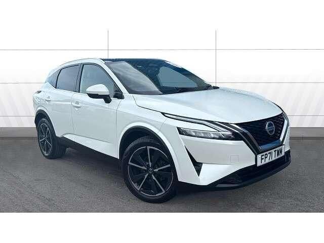 White Used 2022 Nissan Qashqai Tekna SUV | £16,762 (Fair price) - Image 1/4