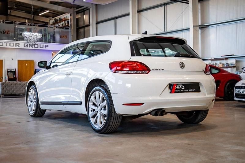 Used VW Scirocco 122 HP (89 kW) 2013 White Coupe