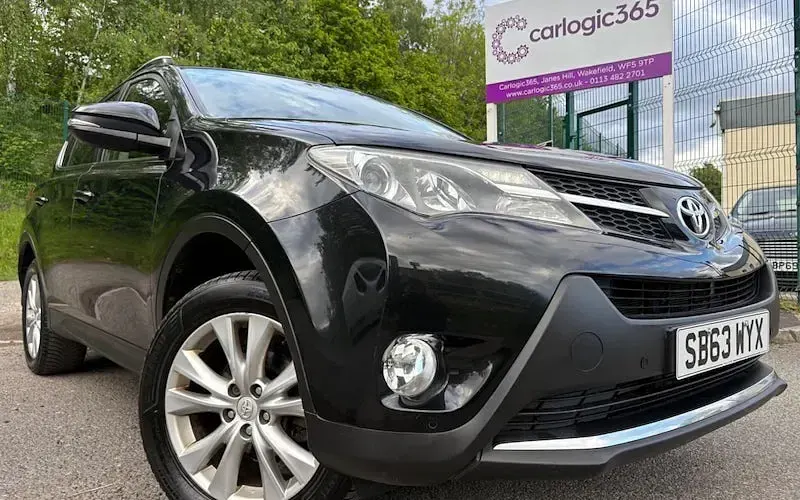 Usado Toyota RAV4 150 HP (110 kW) 2015 SUV