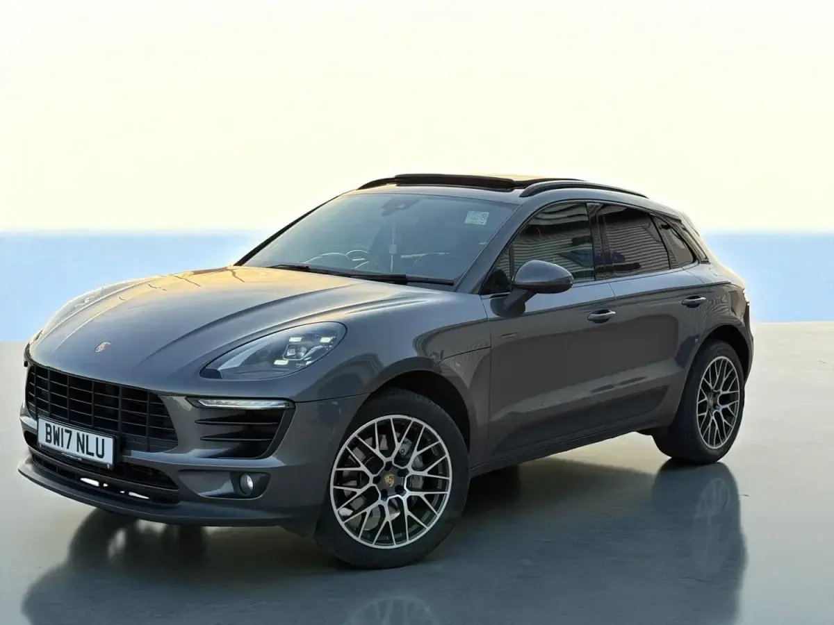 Usado Porsche Macan 258 HP (189 kW) 2017 Cinzento SUV