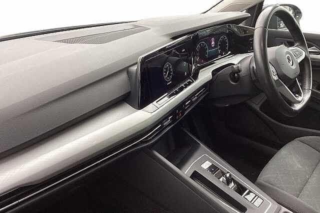 Used VW Golf VIII Life 110 HP (80 kW) 2022 Grey Hatchback