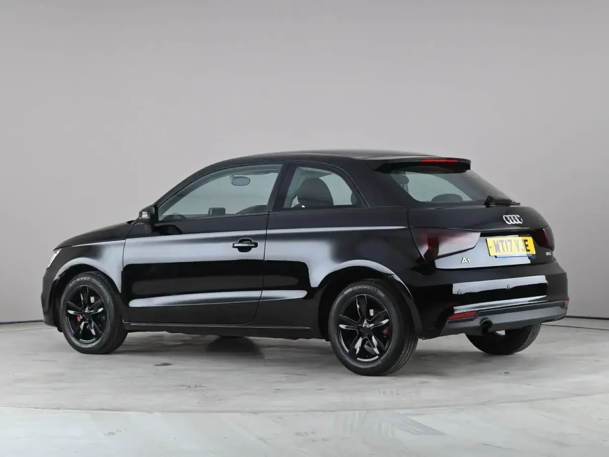 Usado Audi A1 2017 Preto Citadino