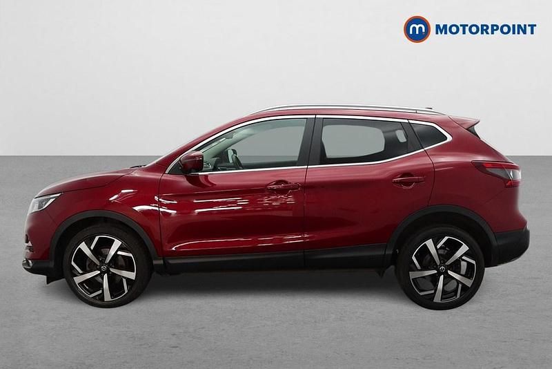 Used Nissan Qashqai Tekna 160 HP (117 kW) 2019 Red SUV
