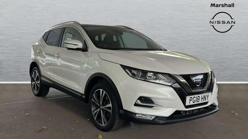 White Used 2018 Nissan Qashqai N-Connecta SUV | £11,847 (Fair price) - Image 1/4