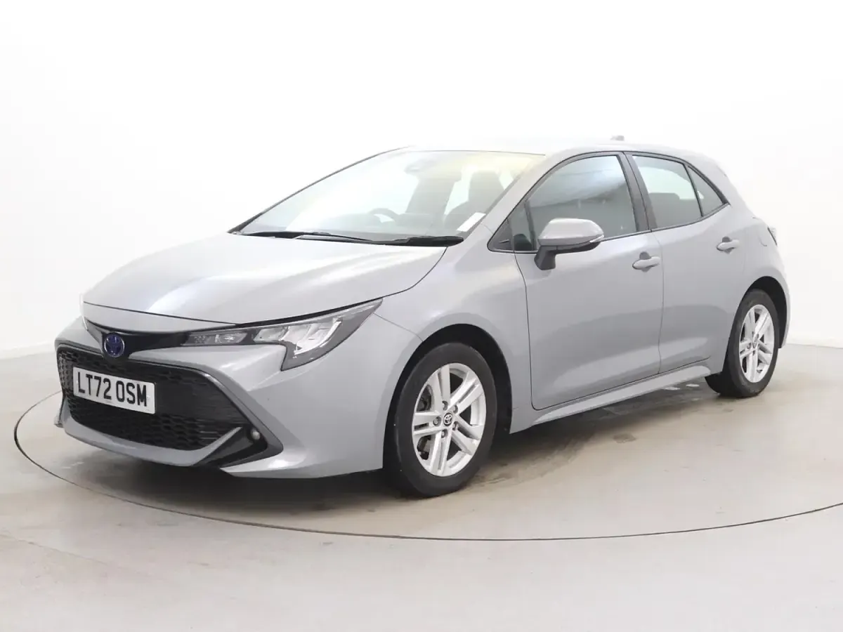 Usado Toyota Corolla 2022 Gris Utilitario