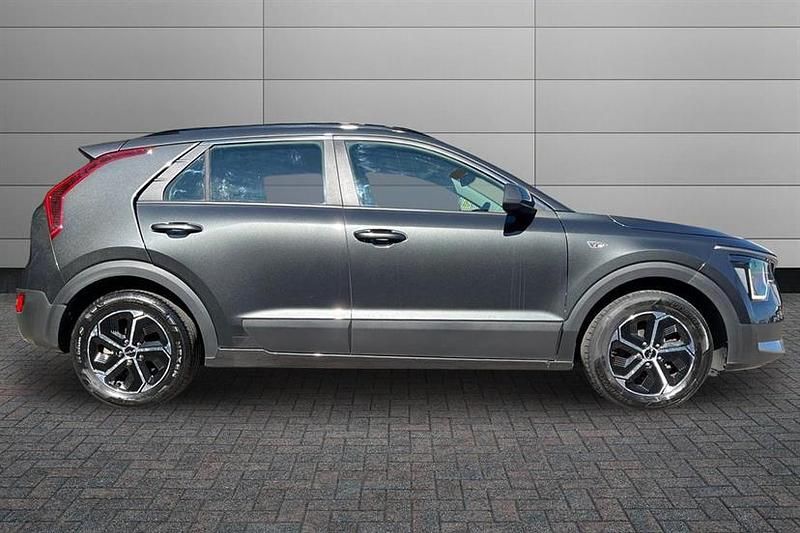 Used Kia Niro 139 HP (102 kW) 2023 Grey SUV