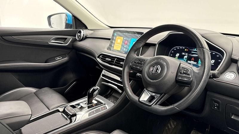 Used MG HS SE 258 HP (189 kW) 2023 Blue SUV