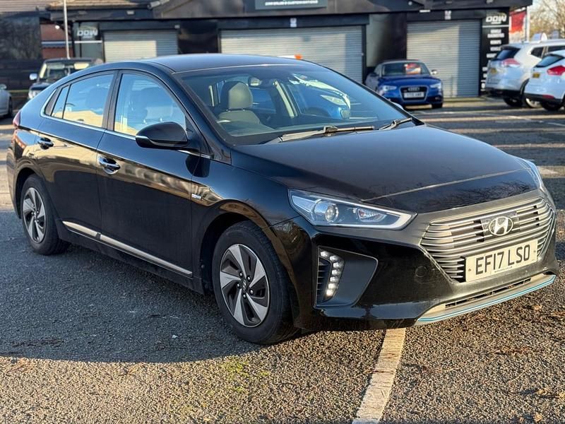 Black Used 2017 Hyundai Ioniq Premium Hatchback | £11,995 (Fair price) - Image 1/4