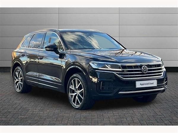 Black Used 2019 VW Touareg R-line SUV | £29,990 (Good price) - Image 1/3