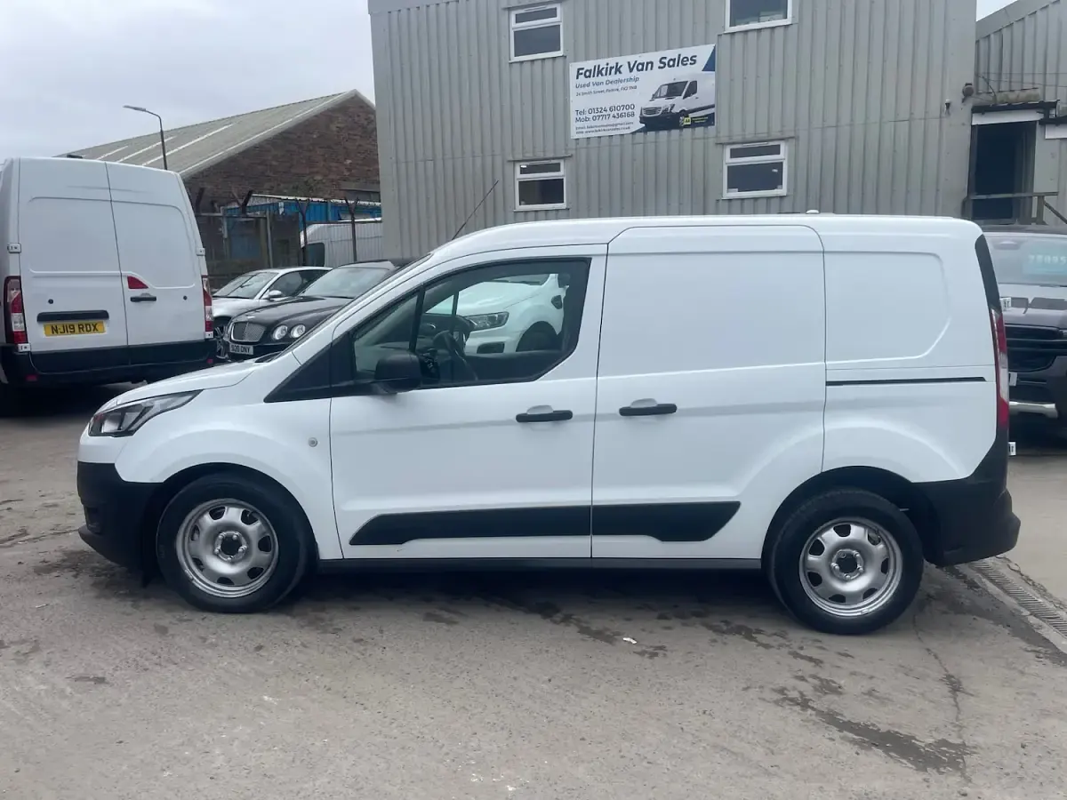 Used Ford Transit 100 HP (73 kW) 2020 White Van