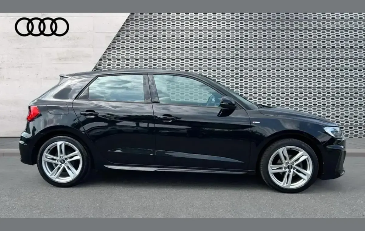 Used Audi A1 S-Line 95 HP (69 kW) 2022 Black  Hatchback