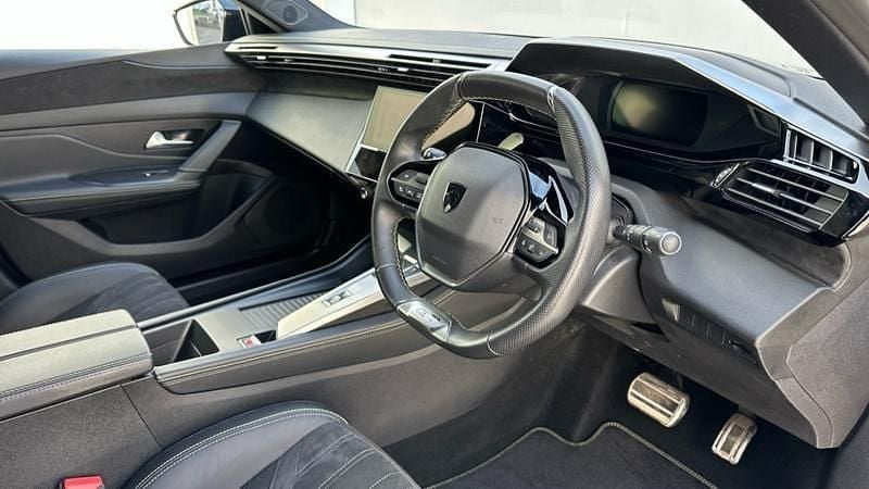 Used Peugeot 308 GT 130 HP (95 kW) 2024 Grey Hatchback