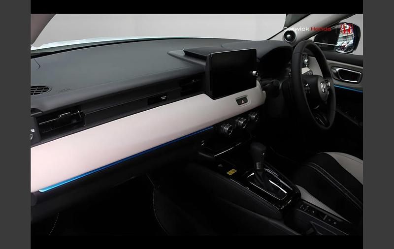 Used Honda HR-V Advance 128 HP (94 kW) 2022 Grey SUV