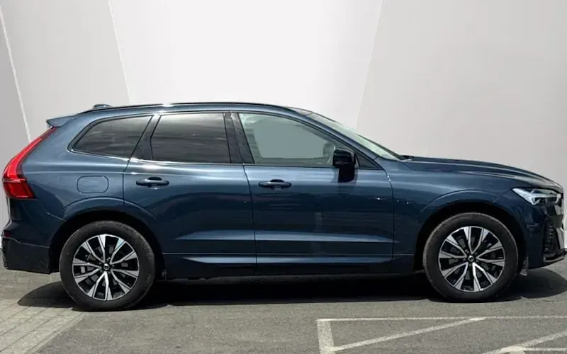 Used Volvo XC60 Plus 197 HP (144 kW) 2022 Blue SUV