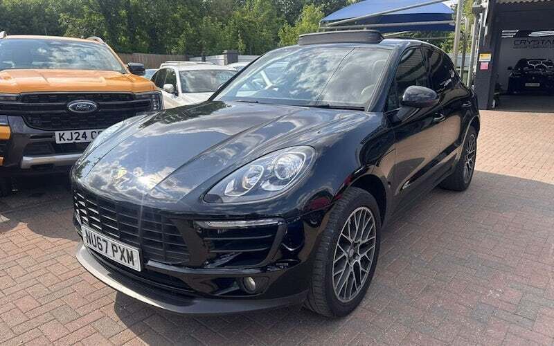 Used 2018 Porsche Macan S SUV | £25,895 (Super price) - Image 1/4