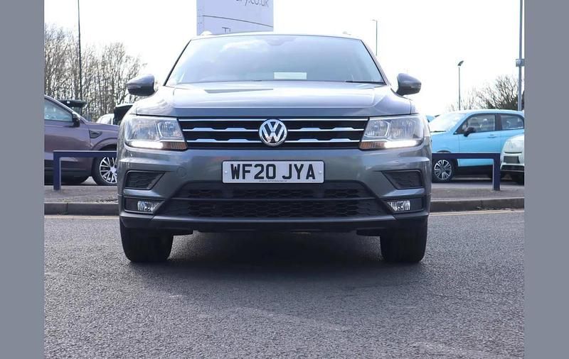 Used VW Tiguan Allspace Match 148 HP (108 kW) 2020 Grey SUV