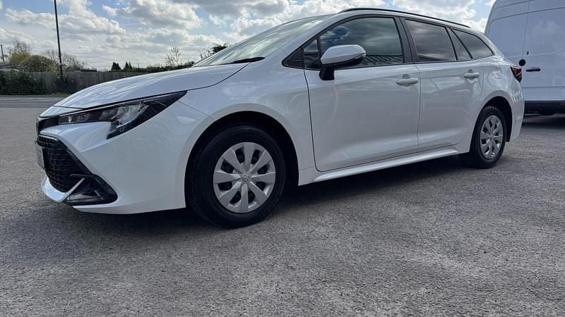 Used Toyota Corolla 138 HP (101 kW) 2024 White
