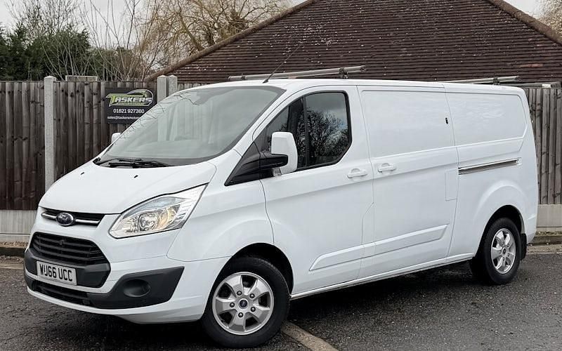 Used Ford Transit Custom Limited 125 HP (91 kW) 2015 Van