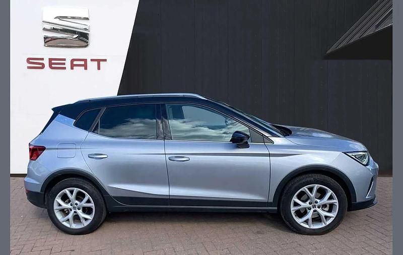 Used Seat Arona FR 113 HP (83 kW) 2024 Silver SUV