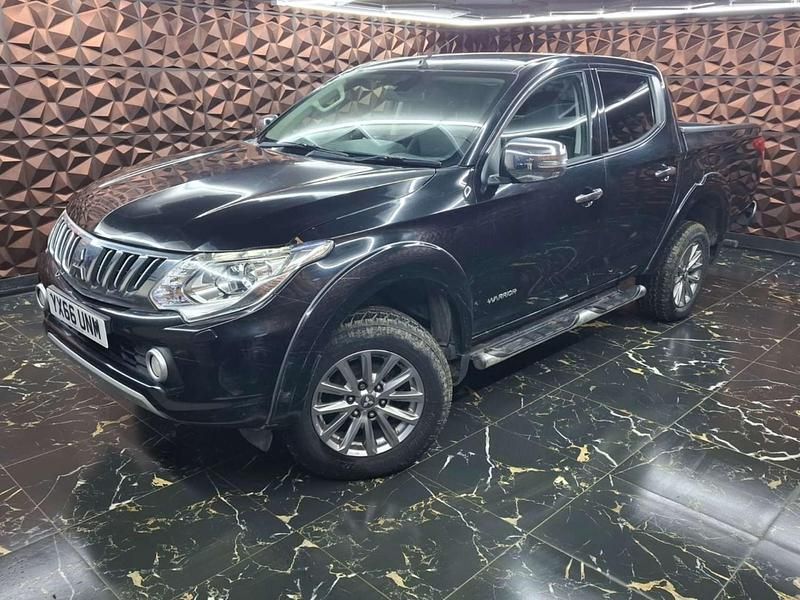 Used Mitsubishi L200 Warrior 2016 Black Pickup