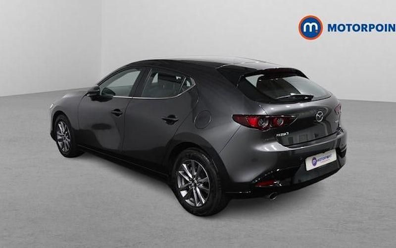 Usado Mazda 3 122 HP (89 kW) 2021 Cinzento Citadino