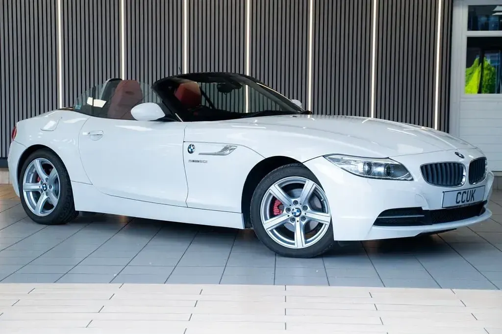 Used BMW Z4 Comfort Edition 184 HP (135 kW) 2014 White Cabriolet