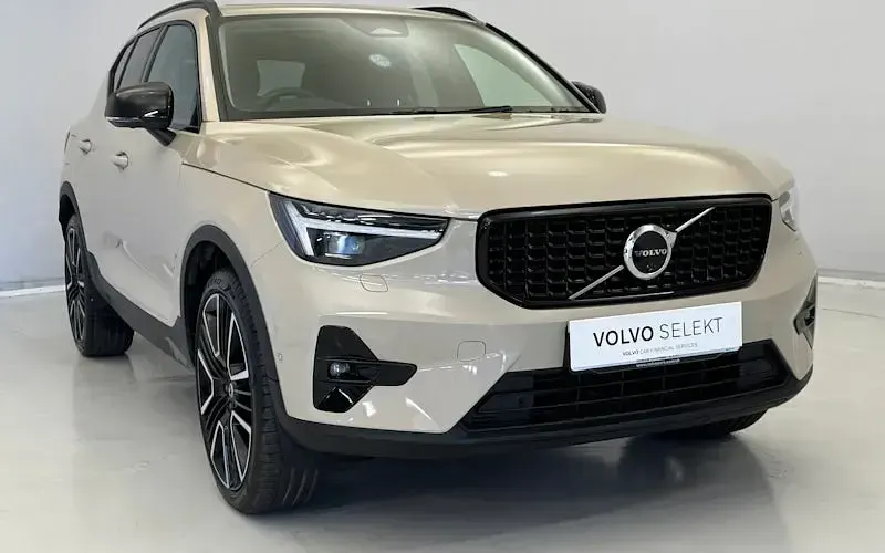 Used Volvo XC40 Ultra 197 HP (144 kW) 2026 SUV