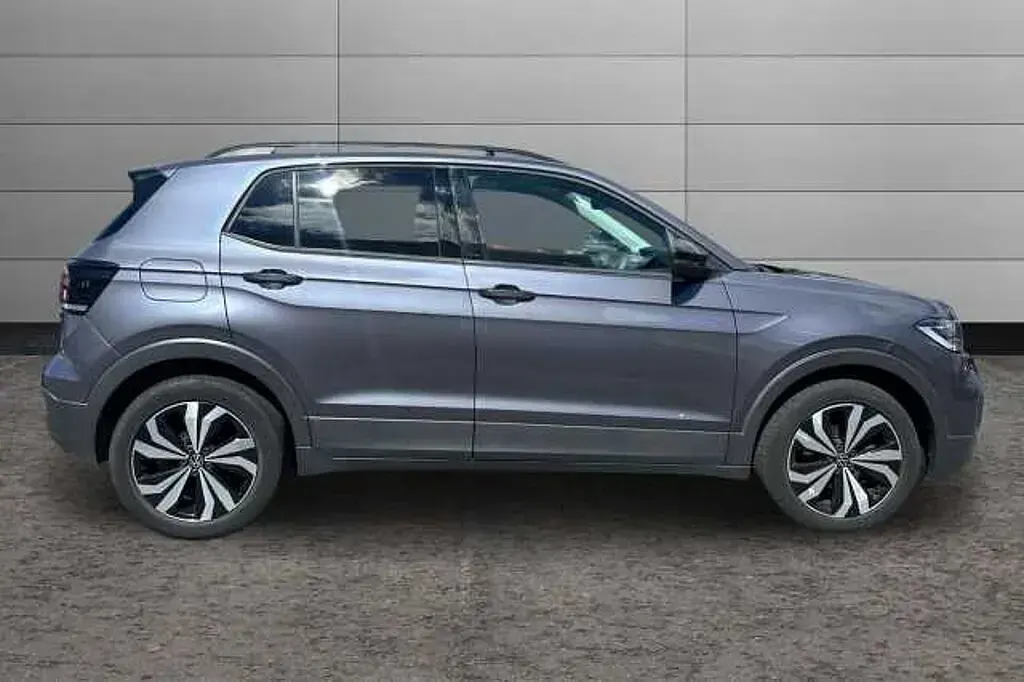 Used VW T-Cross 110 HP (80 kW) 2022 SUV