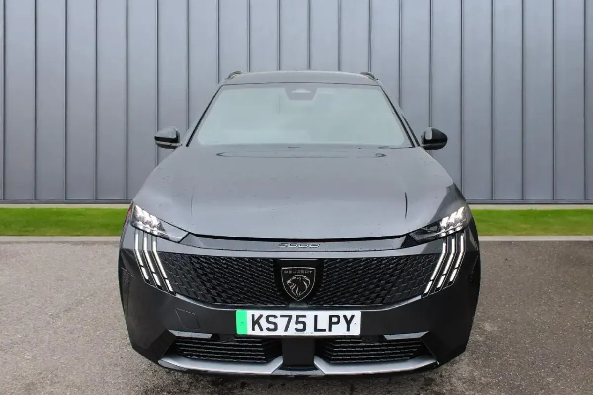Used Peugeot 5008 GT 152 kW (207 HP) 2025 Grey SUV