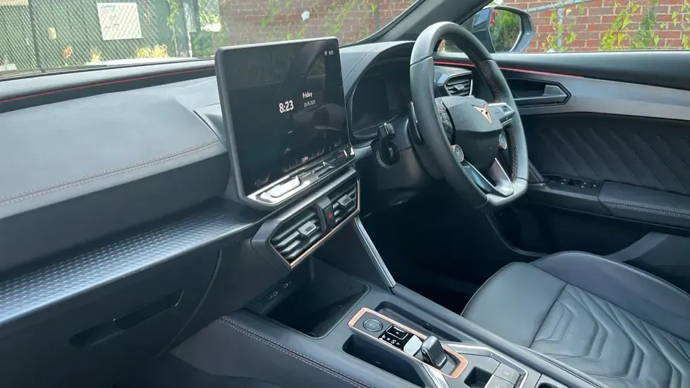 Used Cupra Formentor 150 HP (110 kW) 2025 Midnight black SUV
