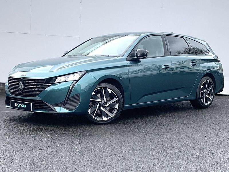 Used Peugeot 308 SW Allure Premium 129 HP (94 kW) 2022 Blue Estate