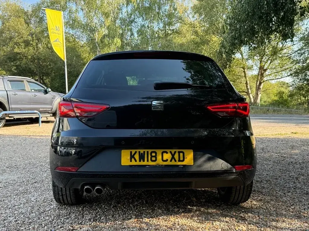 Used Seat Leon FR 150 HP (110 kW) 2018 Black Hatchback