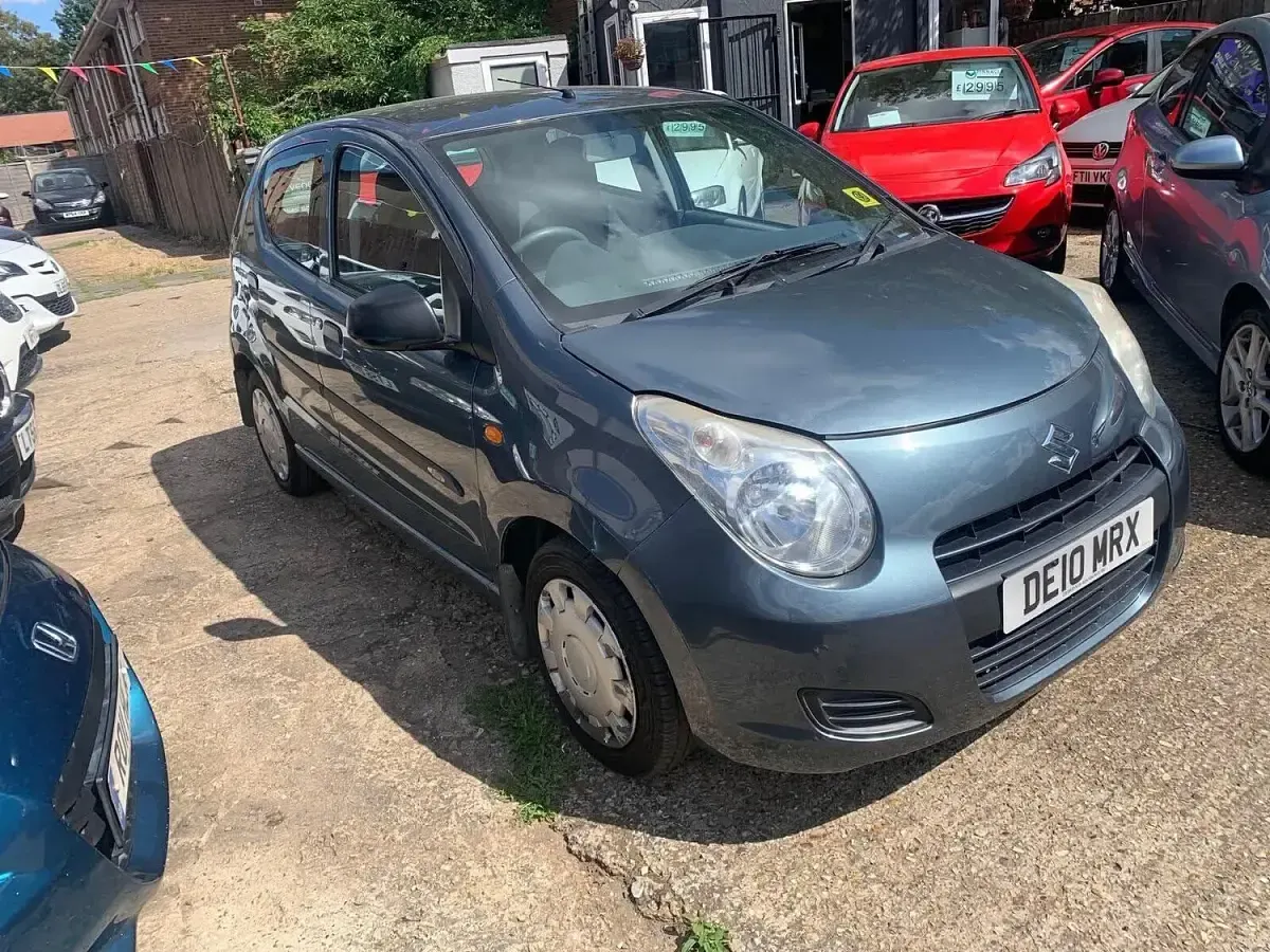 Used Suzuki Alto SZ3 68 HP (50 kW) 2010 Grey Hatchback