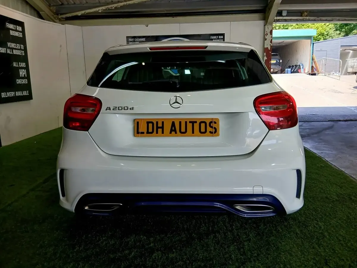 Used Mercedes A200 AMG line 2016 White Hatchback