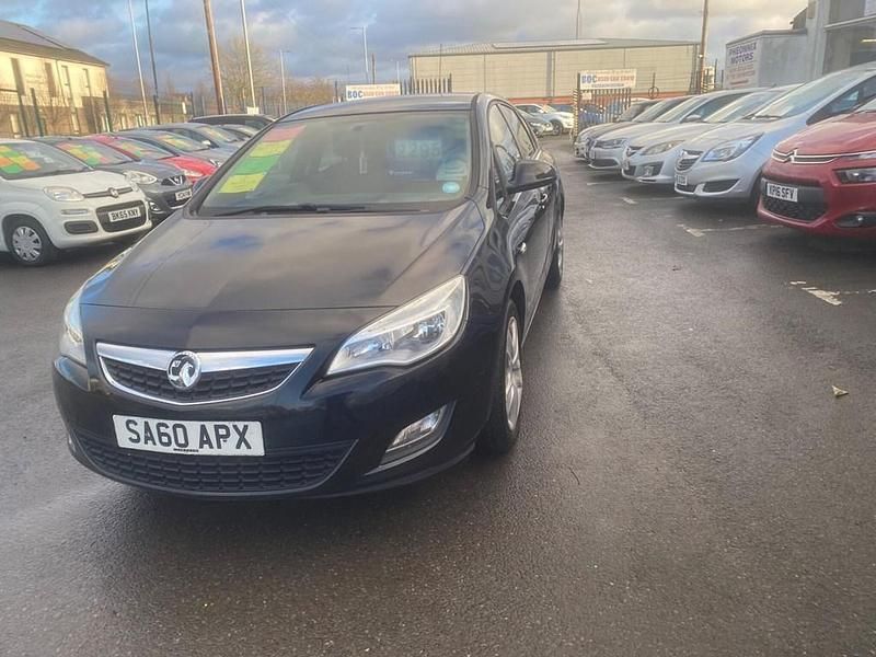 Used Vauxhall Astra 115 HP (84 kW) 2010 Black Hatchback